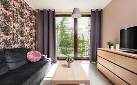 Blossom - Old Town Residence - By Upstairs
